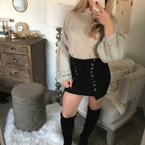 LAST1•Black Lace Up Skirt - Picture 5 of 5